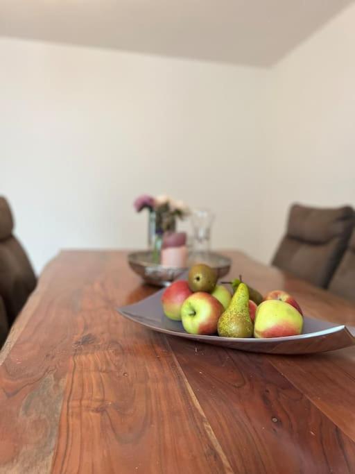 Moderne Gemuetliche Ferienwohnung In 腓特烈港 外观 照片
