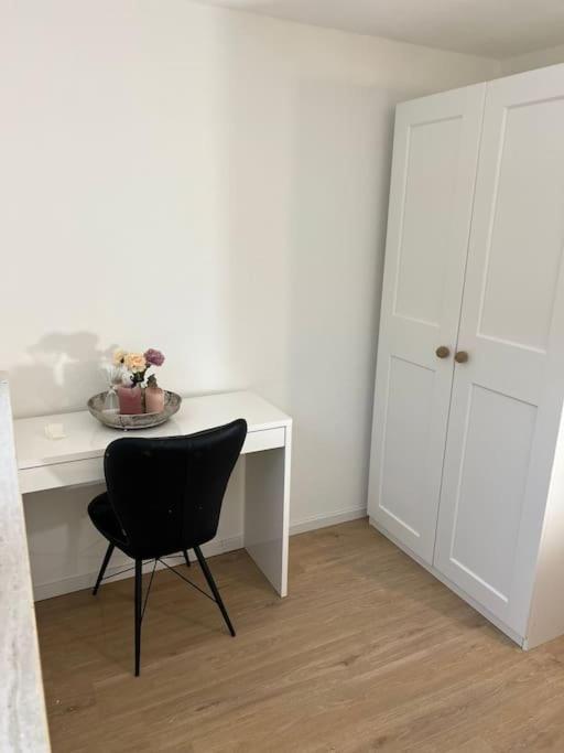 Moderne Gemuetliche Ferienwohnung In 腓特烈港 外观 照片